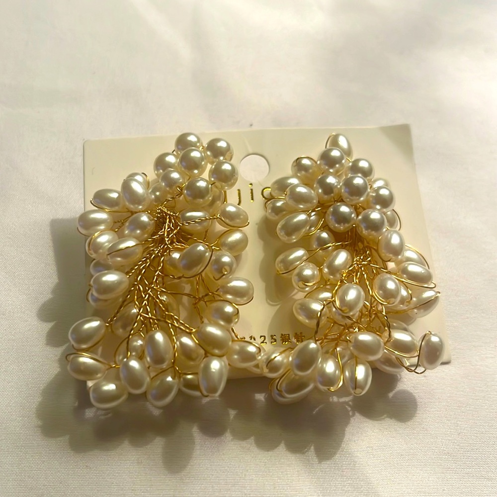 Large cluster pearl and vine earrings